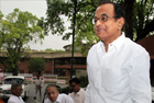 Man held for taking pictures of Chidambaram at airport